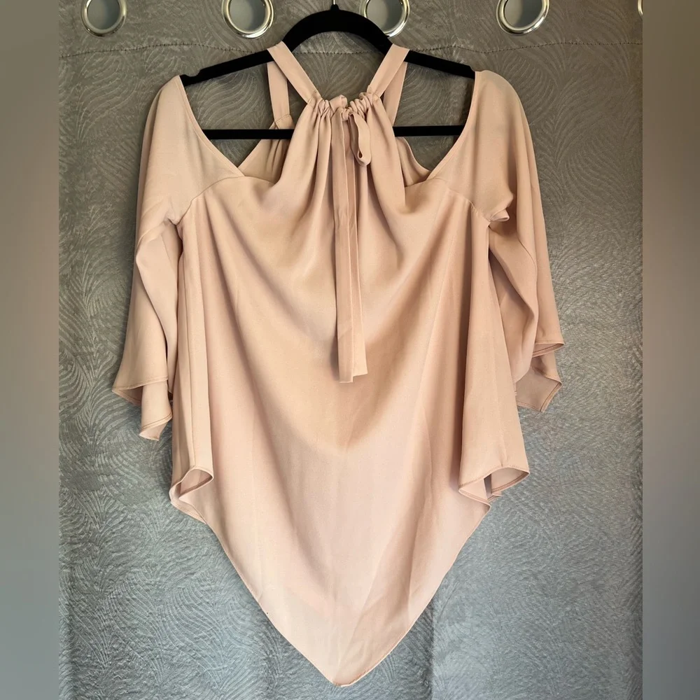 BCBGMaxazria Cold Shoulder Top - Picture 4 of 4